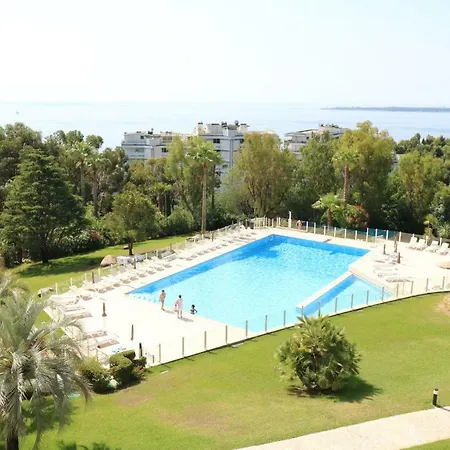 2 Bedroom With Pool. Amazing View. Mirandole.