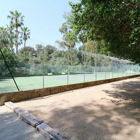 Daire 2 Bedroom With Pool. Amazing View. Mirandole. Vallauris